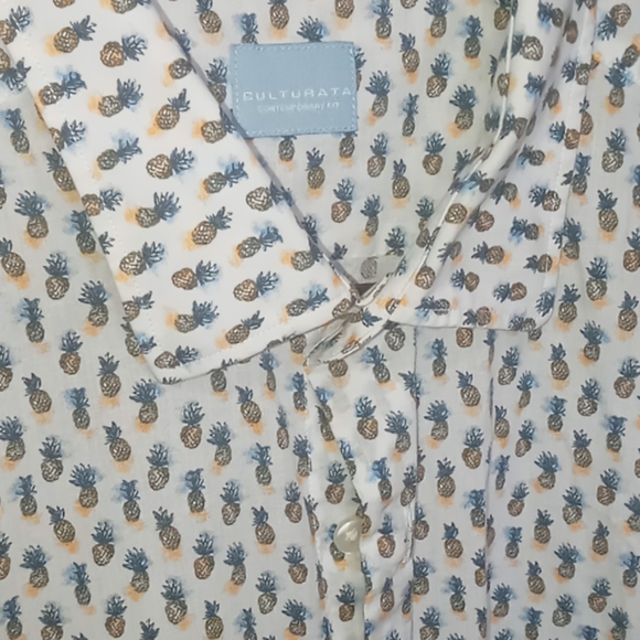 Culturata pineapple button down T shirt - Picture 3 of 3